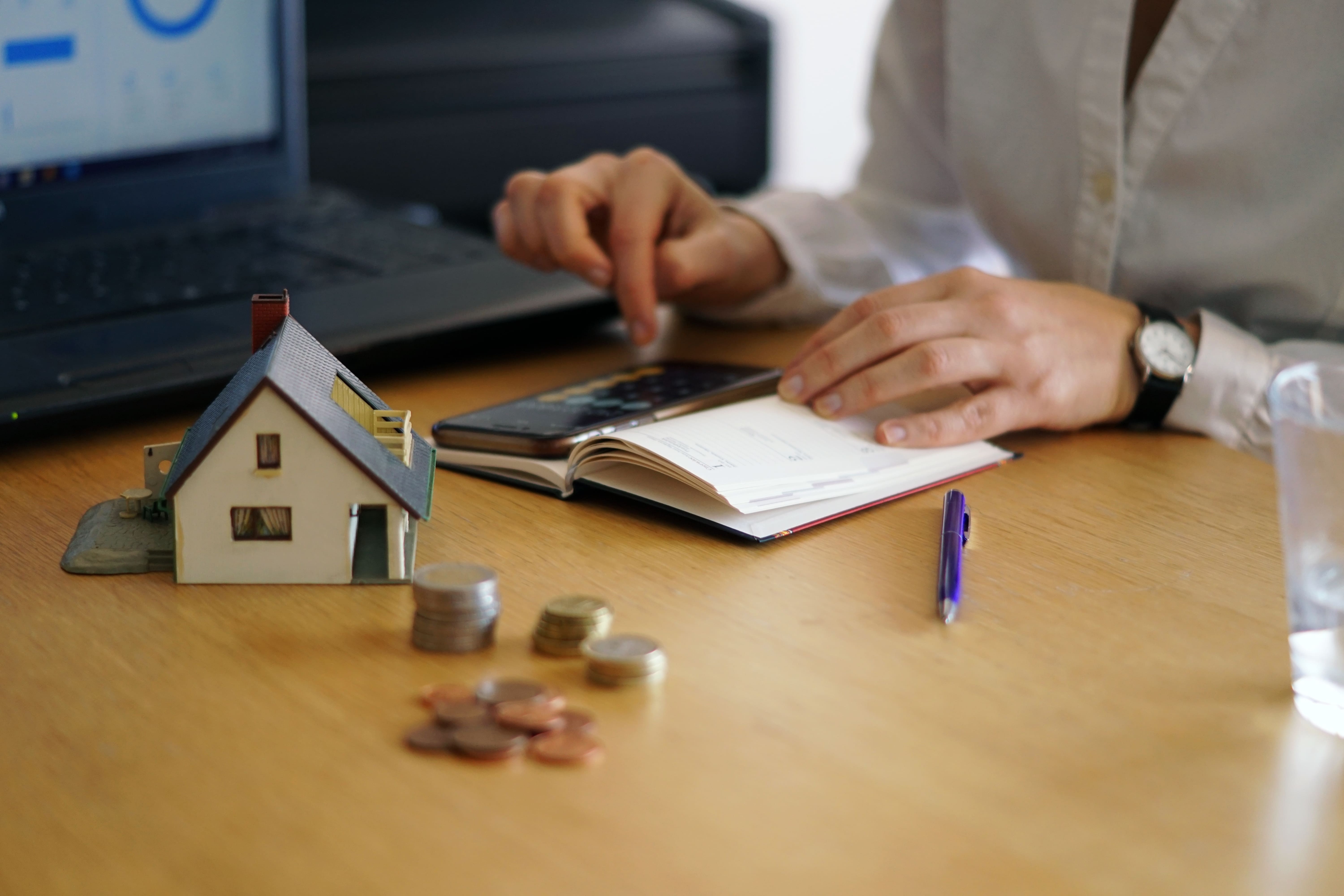 Top Factors Banks Consider Before Approving a Mortgage